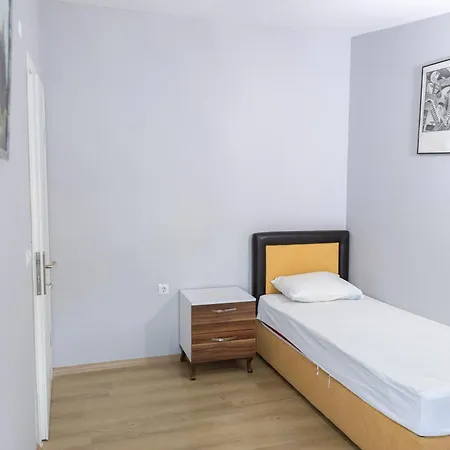 Sisi's - 쿠사다시